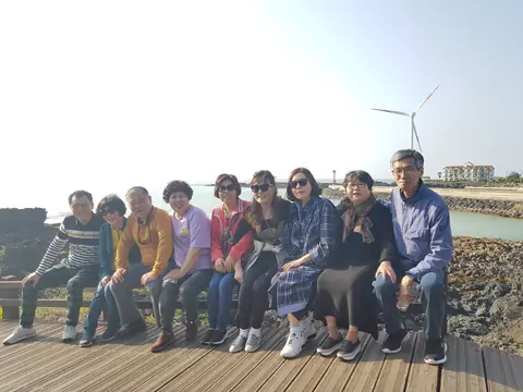 삼다애에 묵으며 제주를 여행한 동창모임 손님들