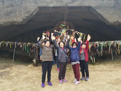 삼다애에 묵으며 제주를 여행한 친구모임 손님들