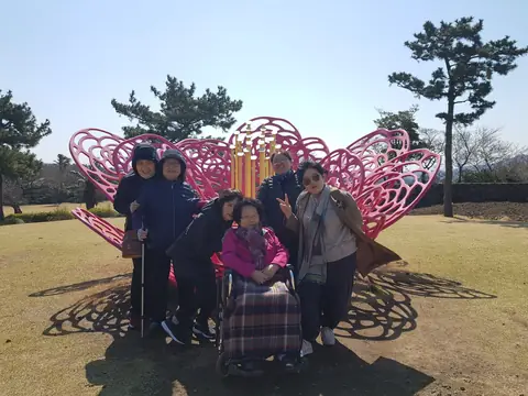 삼다애에 묵으며 제주를 여행한 가족모임 손님들